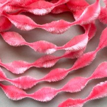 2-1/2" Bump Chenille in Light Pink ~ 1 yd. (15 bumps)